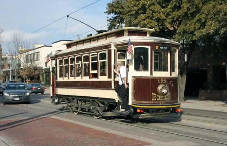 A Trolley running in Uptown Dallas