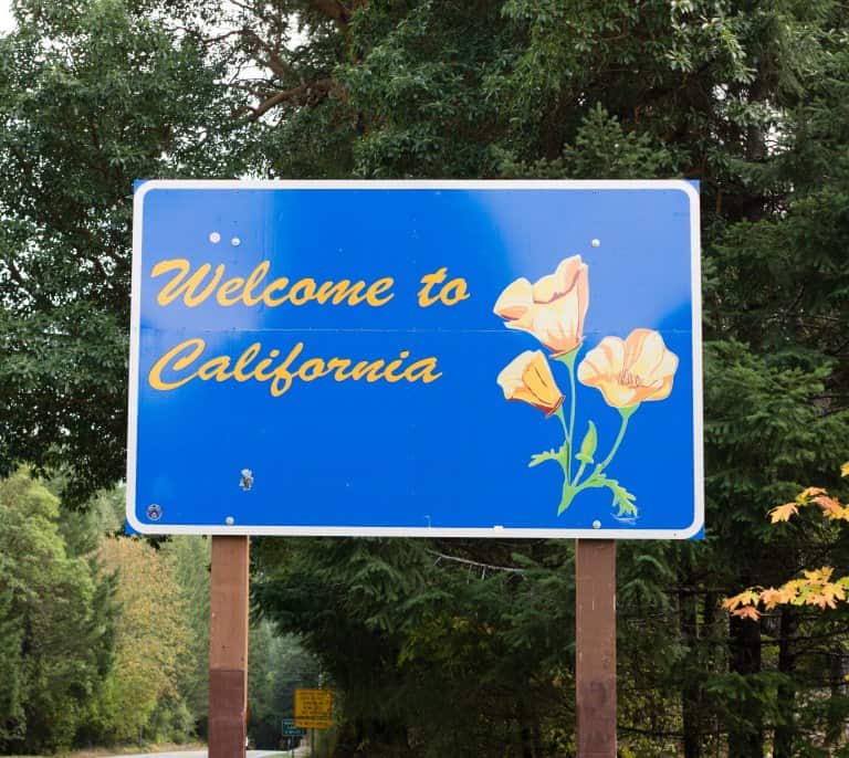 A signboard welcome to California