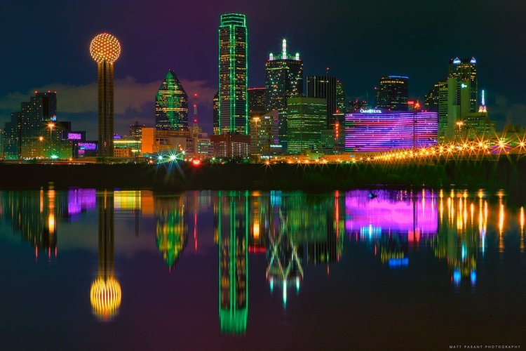 Dallas skyline at night