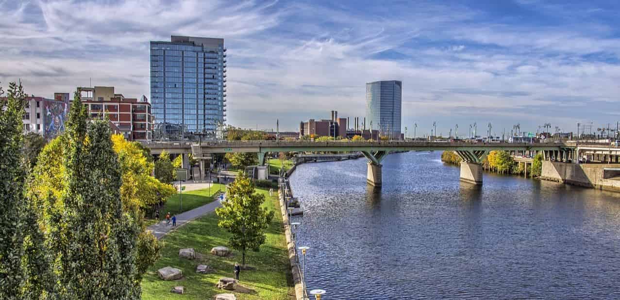 Old City is right on the banks of the Delaware River and is the location of the famous Independence National Historical Park and Franklin Square