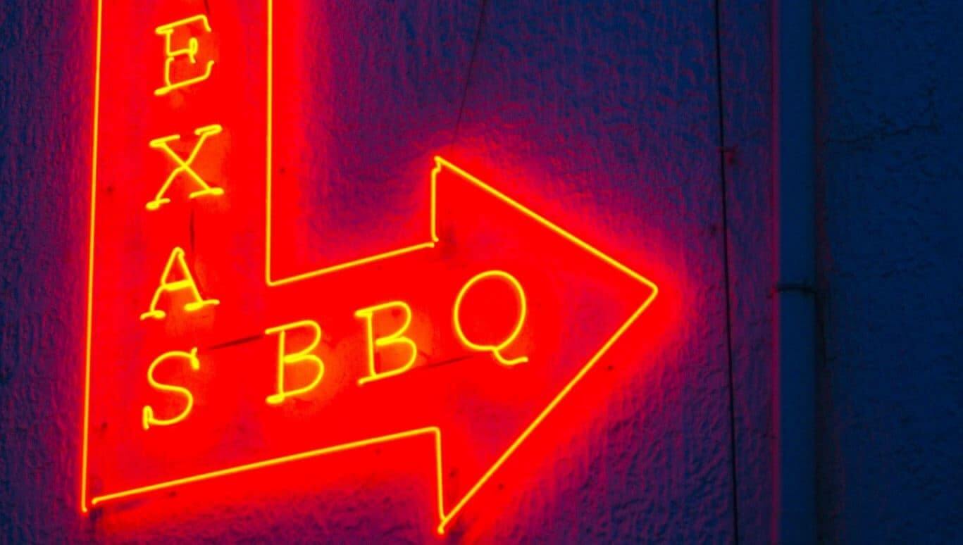 Red arrow to Texas barbecue