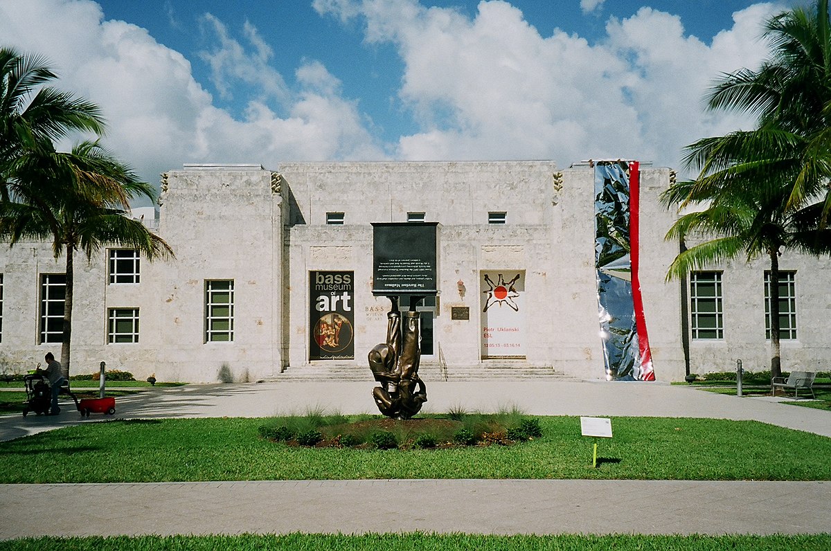 South Beach Neighborhood Attraction Bass Contemporary Art Museum Photo