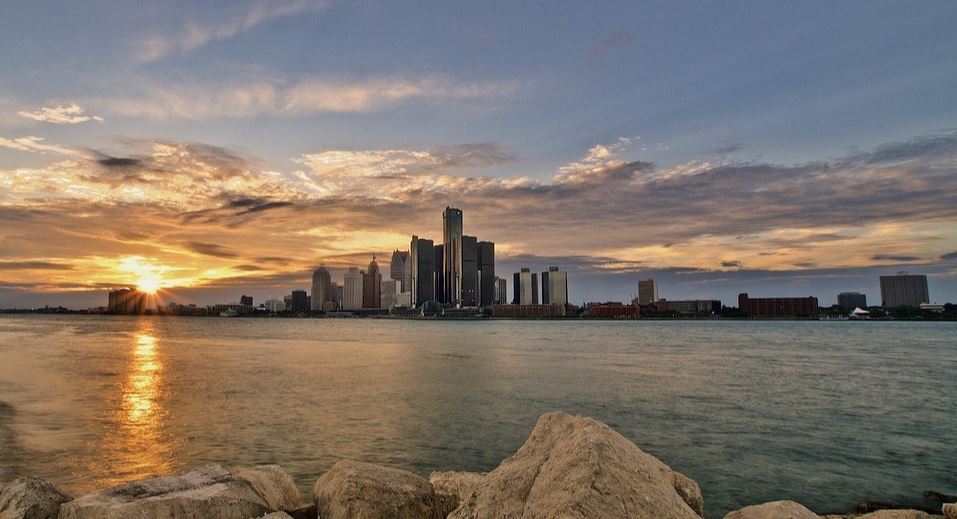 Detroit ocean with sunset 