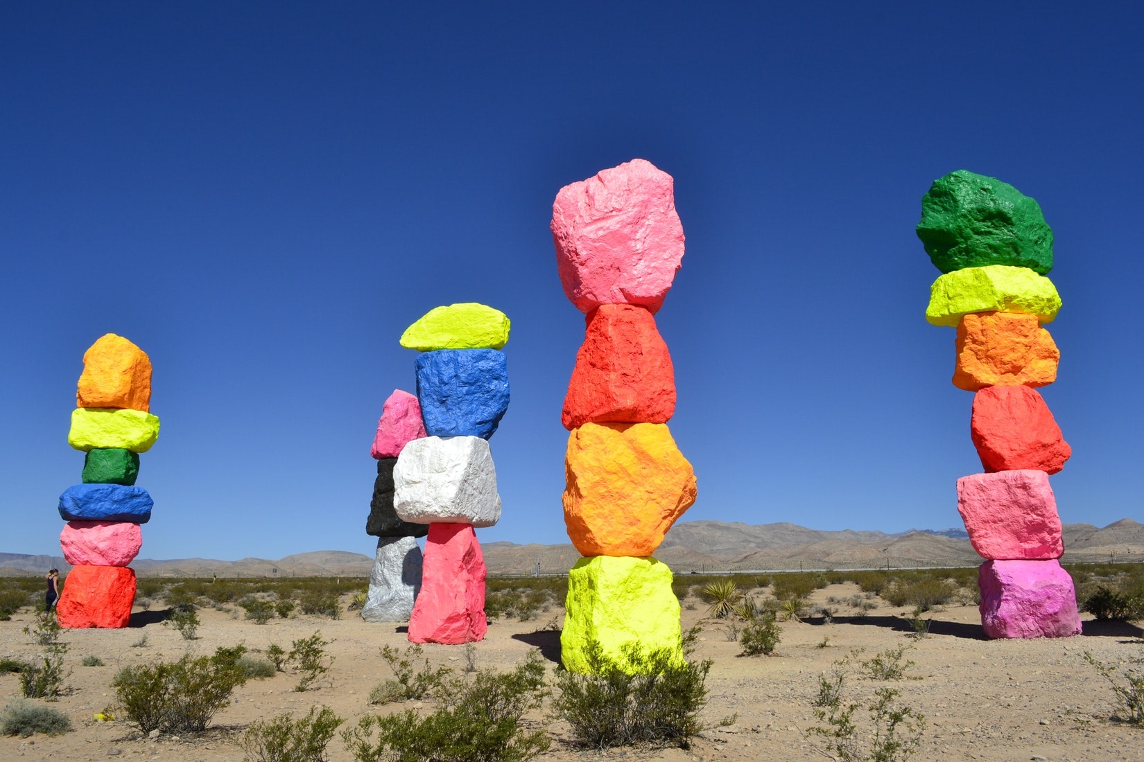 Vegas the lakes attractions seven magic mountains