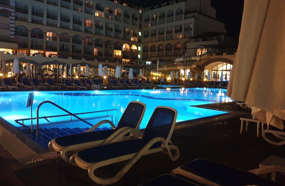 Houston luxury hotel at night