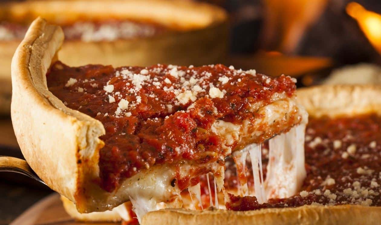 Top 5 Pizza Joints in Chicago